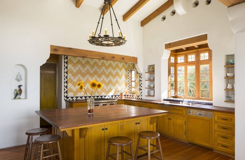 Upper Riviera House | Big Ocean View. Romantic, spacious and filled with sunlight.