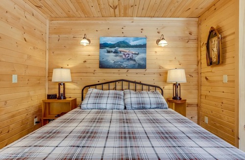 Lyons Cabin | Birch Cabin-RMNP-MTN VIEWS-River COLD PLUNGE SPOT!