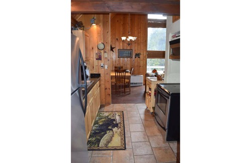 Black Hawk Cabin | Black Bear Lodge & Sauna (b/t- Ned &Black Hawk)