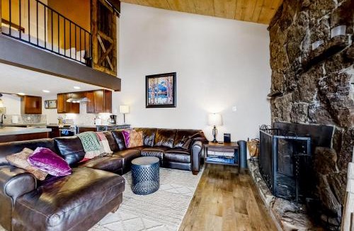 Steamboat Springs Apartment | Black Birch