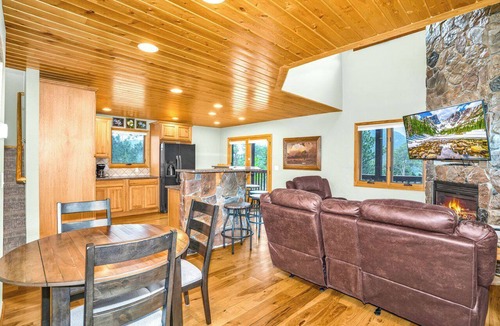 Stanley Hills House | Black Canyon Haven- Walking Distance to Downtown and Stanley