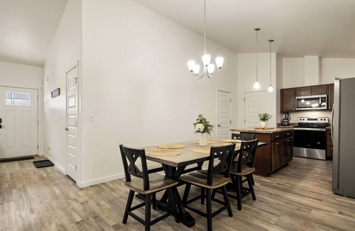 Montrose House | Black Canyon Retreats, Your Gateway to a Colorado Adventure.