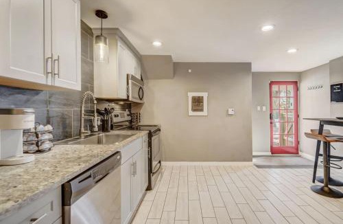 West Colorado Springs House | Blackstone Hideaway Downtown Lower-Level Apt