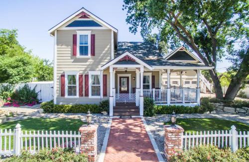 Paso Robles House | Bliss House