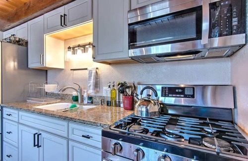 Pine Cove Cabin | Blissfully Wild - with Hot Tub & pets are welcome