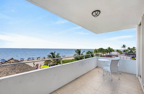 Bermuda Riviera Apartment | Blue Horizon