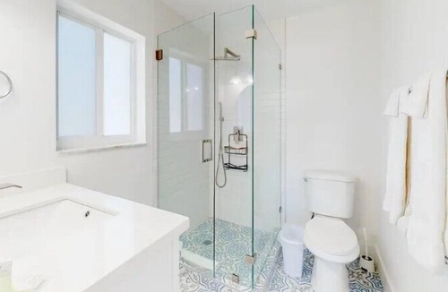 Deerfield Beach Villa | Blue Inlet- A 2-bedroom Coastal villa close to Beach