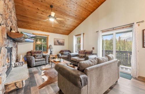Blue River House | Blue River Escape Private Sauna plus Nearby Trails