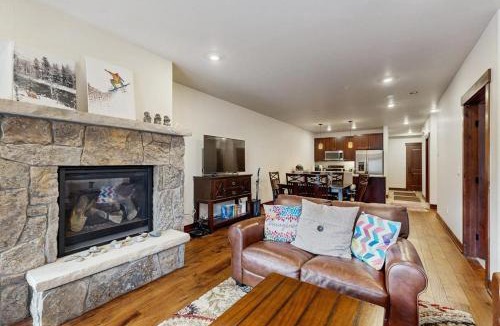 Willow Grove House | Blue River Retreat