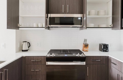 Santa Clara Apartment | Blueground | Santa Clara, pool, nr Central Park