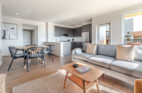 Santa Clara Apartment | Blueground | Santa Clara, pool, nr Central Park
