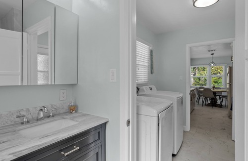 Alhambra House | Boho 3BR Alhambra, Sleeps 8, Pet OK, DTLA/Disney/Universal/World Cup/Olympics