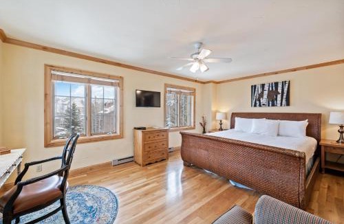 Beaver Creek Hotel | Borders Lodge L400 Hotel Room Beaver Creek Ski-In, Ski-Out Condo