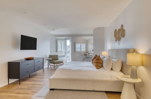 Diamond Crestview Hotel | Boutique Stay + Pool + Spa + Terrace + Ocean Views | The Mara by AvantStay