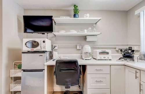 Arvada Apartment | Boutique Studio in Olde Town | Walk to Light Rail