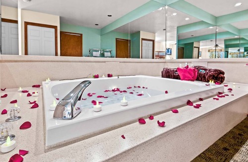 Ouray Hotel | Box Canyon Lodge And Hot Springs