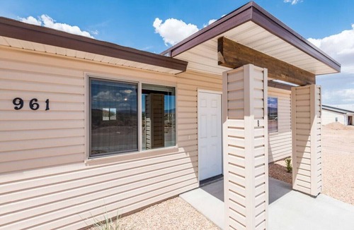 Kingman House | Brand New Duplex! Minutes from every amenity!