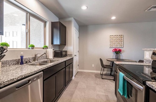 Kingman House | Brand New One Bed One Bath Home-Centrally Located