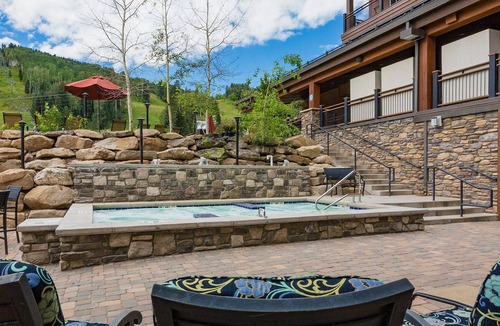 Purgatory House | Brand New Townhome Across from Purgatory - Great Views - Shuttle