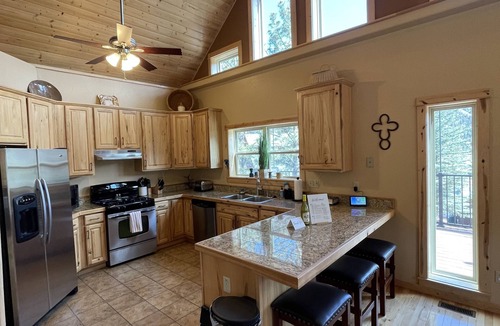 Lake City Cabin | Breathtaking Mountain Views!