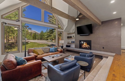 Warrior's Mark West House | 🏆 Breck Home | Hot Tub | 5 Kings | Sleeps 16 | Game Room | Free Town Shuttle