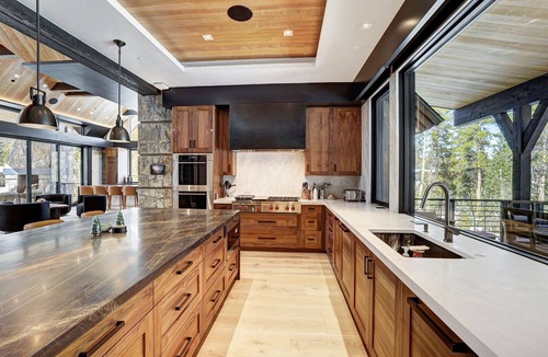 Peak 8 Villa | Breckenridge 139 - Seven Bedroom Villa, Sleeps 18