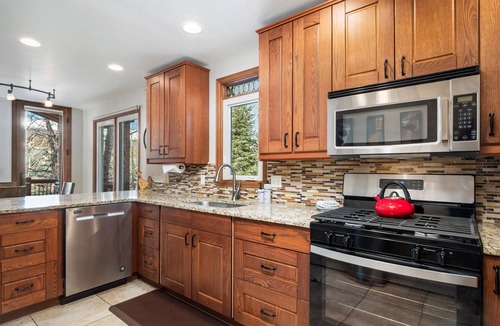 Historic District Villa | Breckenridge 162 - Four Bedroom Villa, Sleeps 9