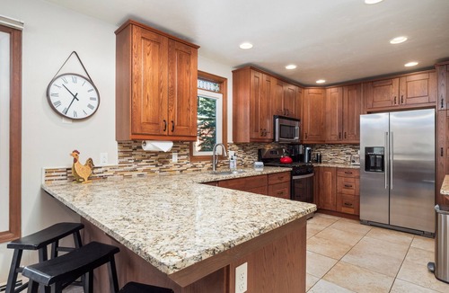 Historic District Villa | Breckenridge 162 - Four Bedroom Villa, Sleeps 9