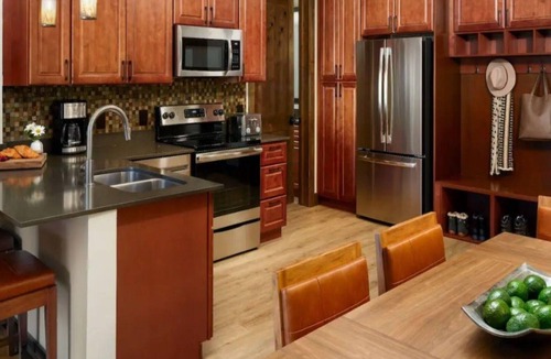The Highlands Resort | Breckenridge 1BR Villa at The Ranahan –Full Kitchen, Fireplace & Mountain Escape