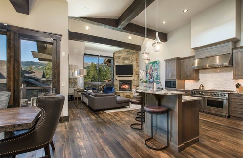 Peak 8 Villa | Breckenridge 49 - Four Bedroom Villa, Sleeps 10