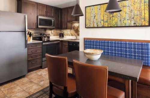 Peak 9 Villa | Breckenridge Colorado Marriott Mountain Valley Resort Studio - sleeps 4