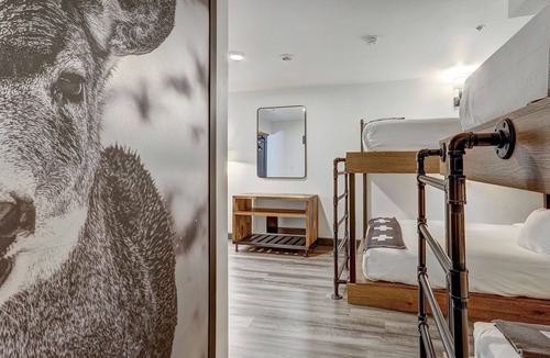 Historic District Hotel | Breckenridge Hotel Room | Group-Friendly Stay