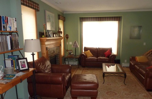 Breckenridge Heights House | Breckenridge Retreat, quiet, pet friendly, beautiful views, gourmet kitchen