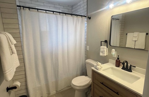 Littleton Condo | Bright Airy Upper Level Unit