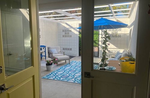 Laguna Woods Condo | Bright and cozy 2 bed 2 bath condo in Laguna Woods.