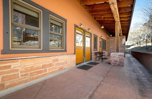 Moab Condo | Bright condo one mile from Downtown with WiFi & AC, near parks