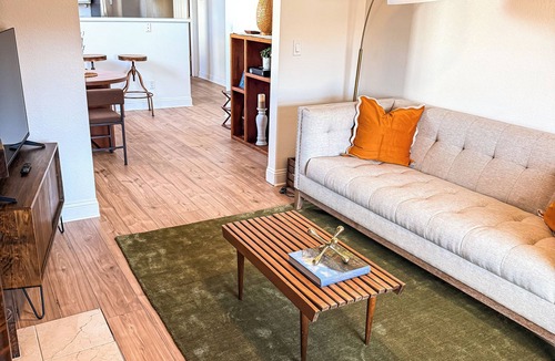 City Park West Apartment | Bright & Cozy Apt in Vibrant Neighborhood