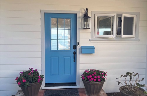West Mesa Cottage | Bright, Sunny Oceanfront Beach Cottage in Santa Barbara!