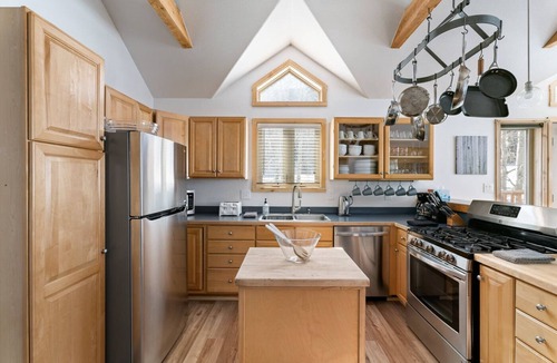 Crested Butte House | Bright w/High Ceilings & Deck - 2 Blocks from Elk in Quiet Corner of Town w/EV!