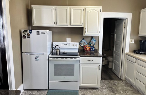 Port Clinton House | Buckeye Bungalow 2 Park-Beach-Bonfires Near everything & dog friendly