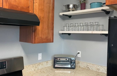 Buena Vista House | Buena Vista Home Base—Easy access to downtown, trails, river and 14ers : STR-240