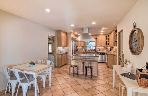 Buena Vista Cottage | Buena Vista Oasis w/Mtn Views, 3 Mi to Dtwn!