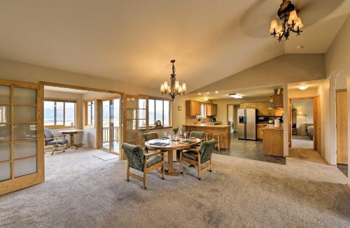 Buena Vista House | Buena Vista Retreat: 7 Acres & Panoramic Views