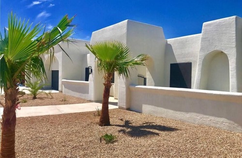 Sunridge Estates House | Bullhead oasis! Enjoy putt putt, view, pool & heated spa!