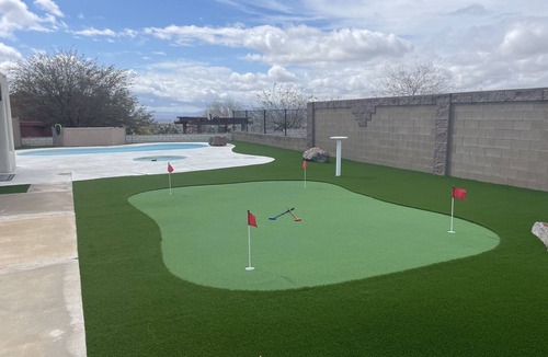 Sunridge Estates House | Bullhead oasis! Enjoy putt putt, view, pool & heated spa!