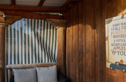 Canon City Cabin | Bunkhouse Cabin