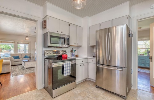 Grand Junction House | Butterfly: Downtown Stay Near CMU