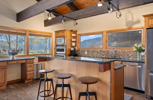Aspen House | Buttermilk Ski Chalet | Sleep 10, Ski To Halfpipe!