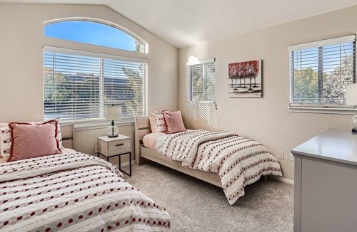 Greenwood Village Apartment | BWS201 - Spacious 2 bedroom in DTC!