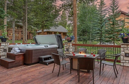 Christie Heights House | Bystone Villa Retreat